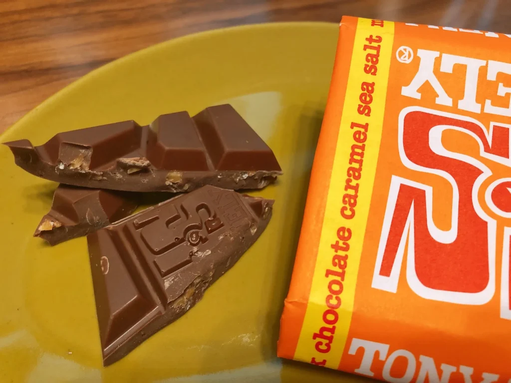 トニーズ チョコロンリー ミルクチョコレート キャラメルシーソルト